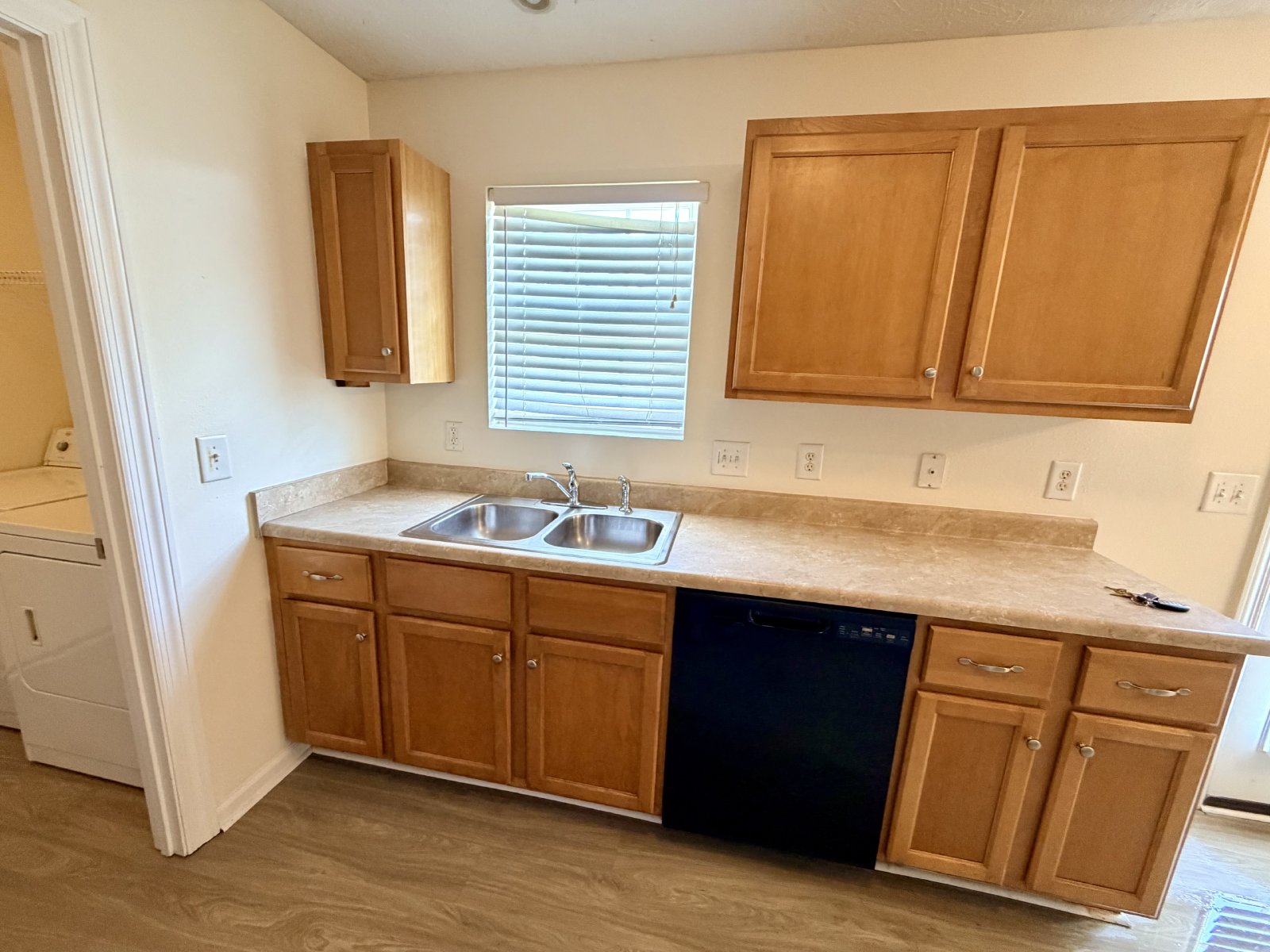 Nice 3 Bedroom 2.5 Bath Home Available Now in Murfreesboro - Close to MTSU property image