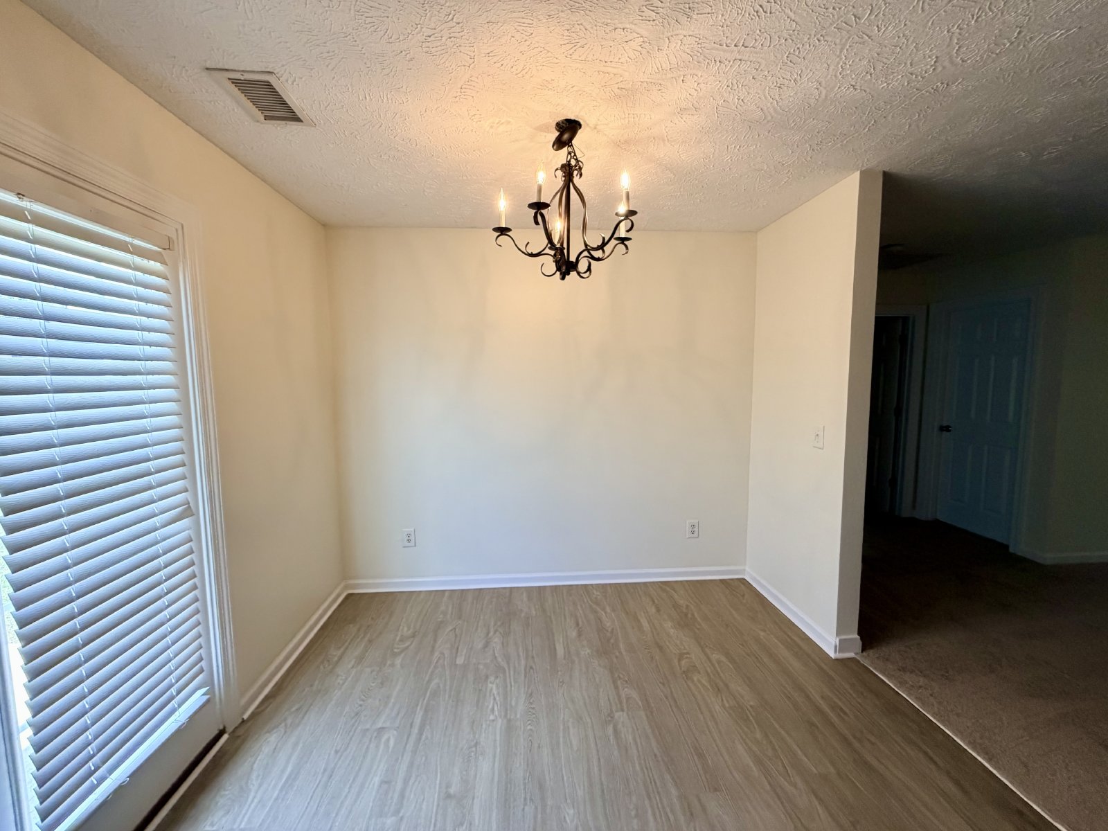 Nice 3 Bedroom 2.5 Bath Home Available Now in Murfreesboro - Close to MTSU property image