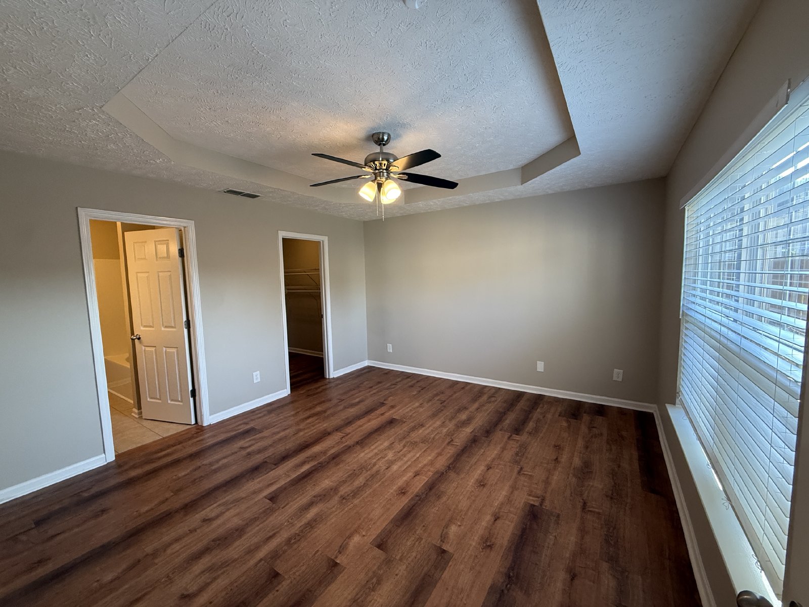 Freshly Updated 3-Bedroom Home with Fenced Backyard – NO CARPET! property image