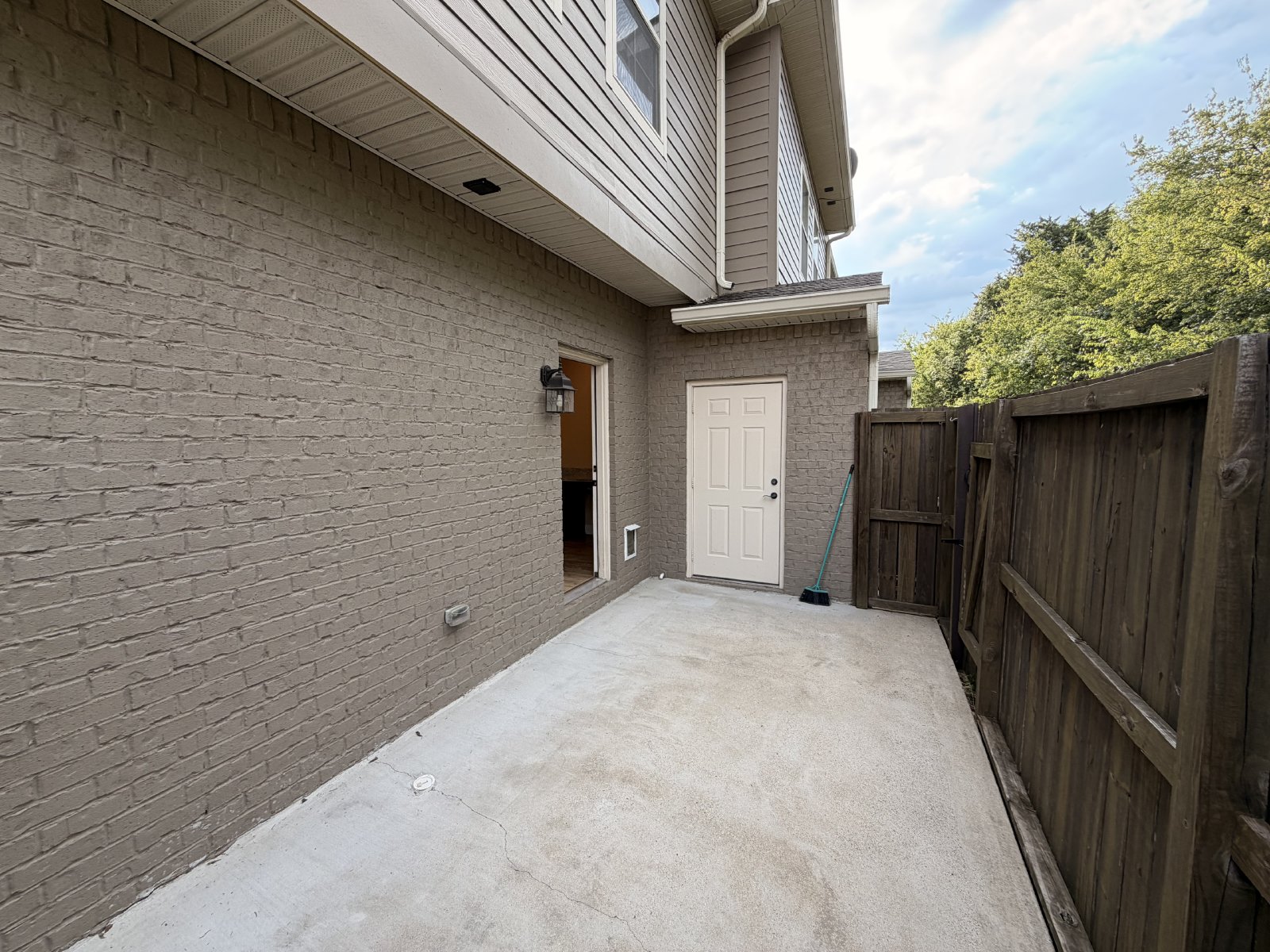 Beautiful 3 Bed 2 Bath Townhome in Generals Run property image