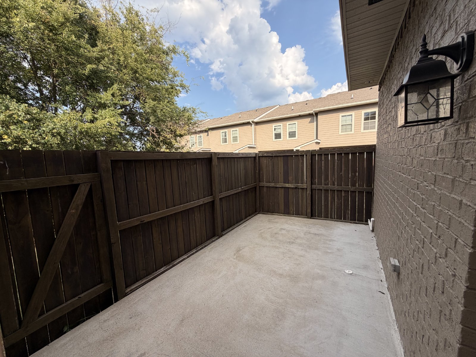 Beautiful 3 Bed 2 Bath Townhome in Generals Run property image