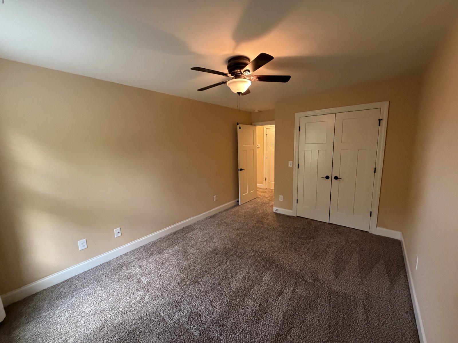 Beautiful 3 Bed 2 Bath Townhome in Generals Run property image