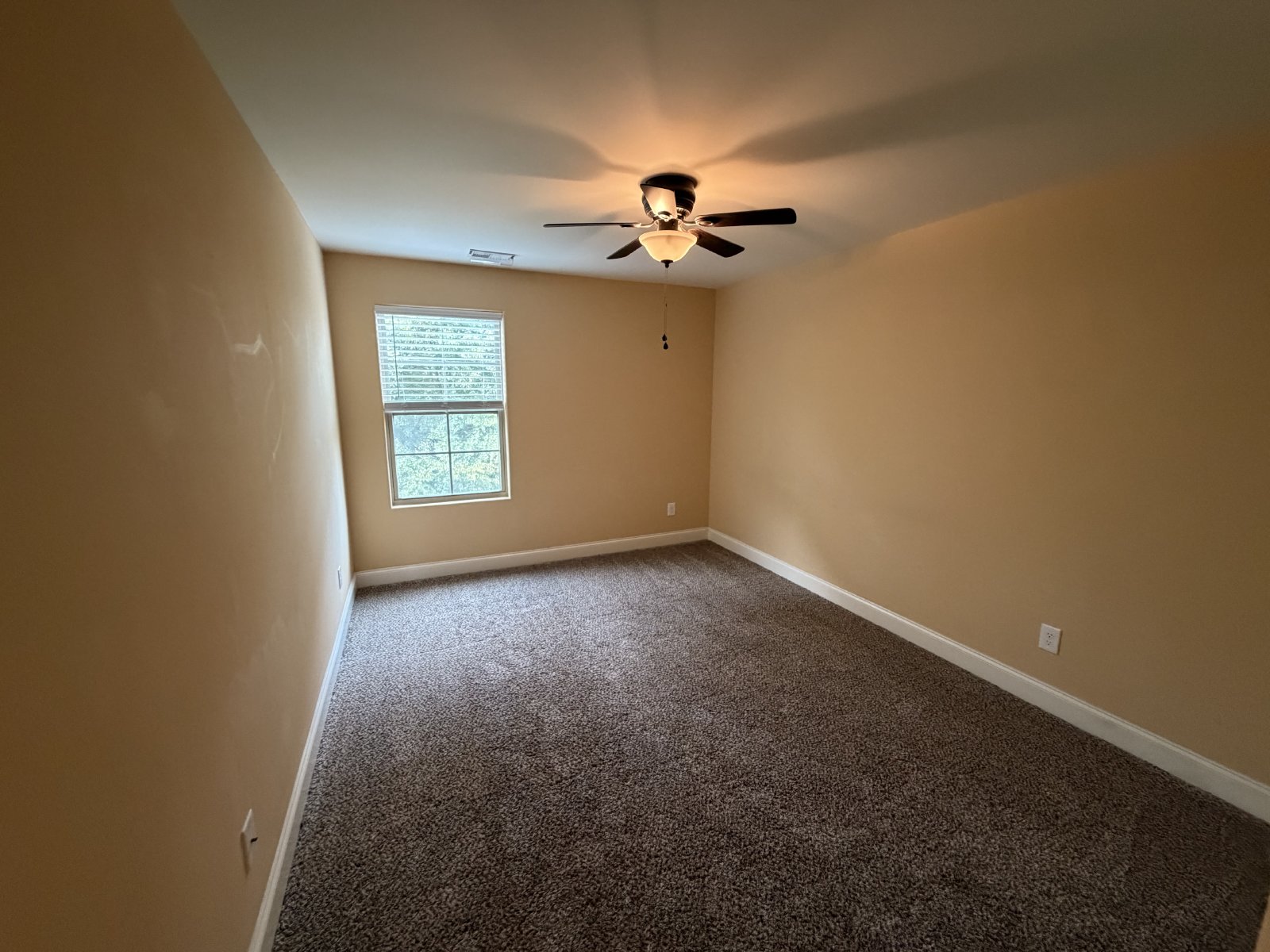 Beautiful 3 Bed 2 Bath Townhome in Generals Run property image