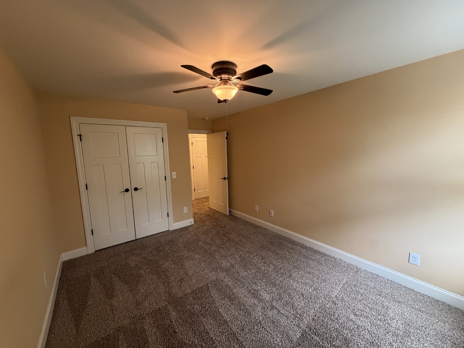 Beautiful 3 Bed 2 Bath Townhome in Generals Run property image