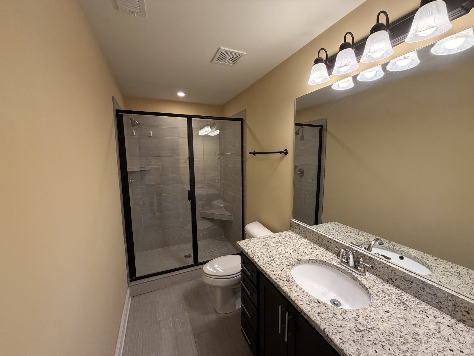 Beautiful 3 Bed 2 Bath Townhome in Generals Run property image