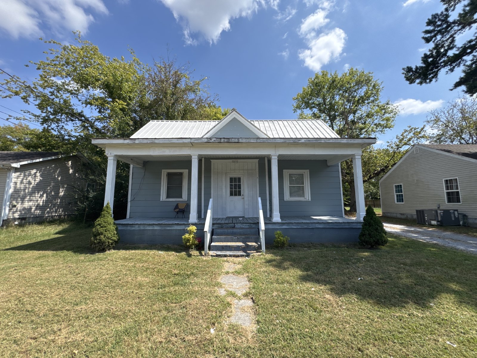 Welcome Home to 2000 Woodland St, Unit B in Springfield, TN! property image