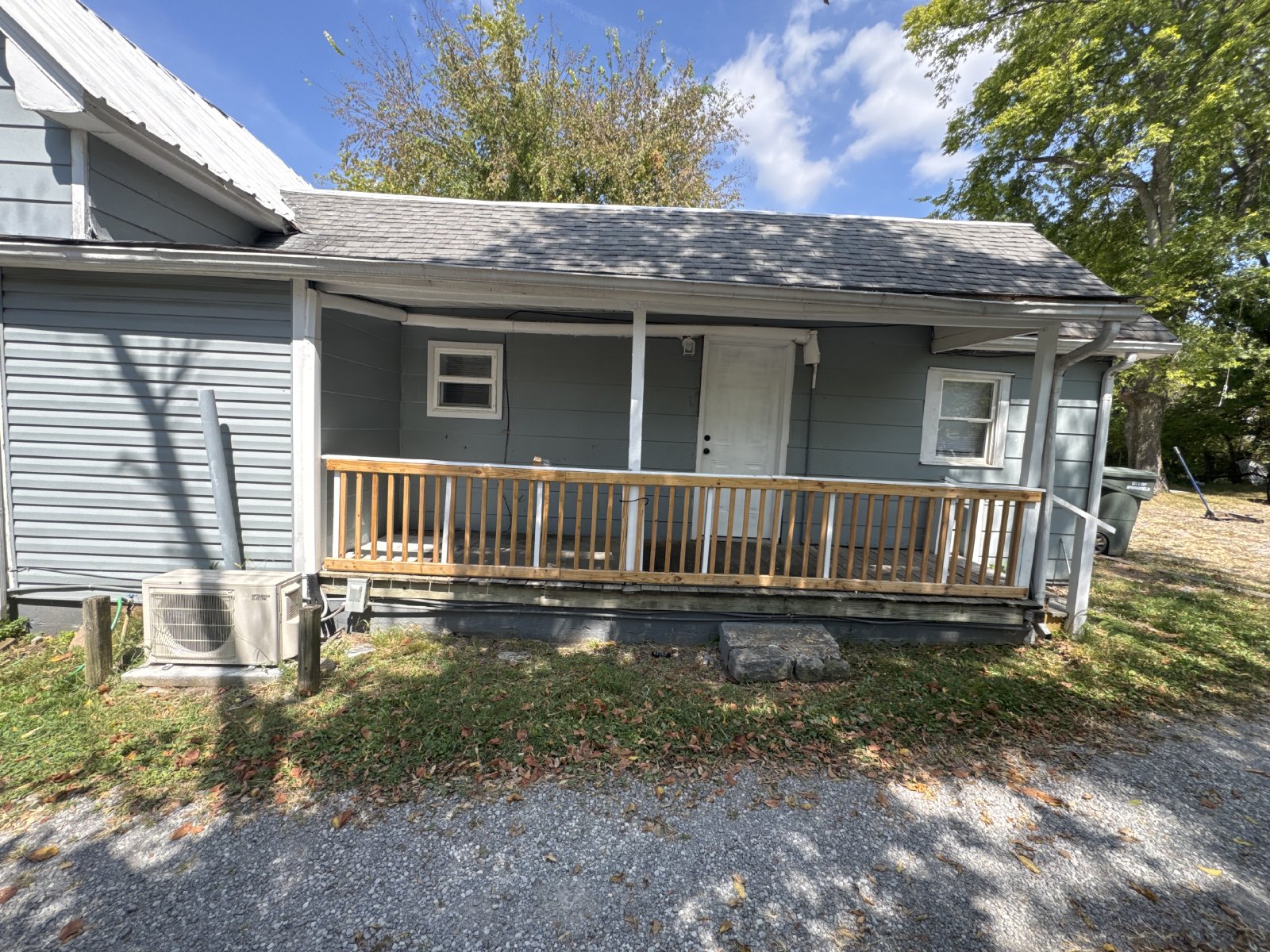 Welcome Home to 2000 Woodland St, Unit B in Springfield, TN! property image