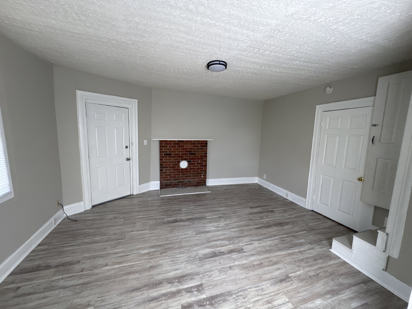 Welcome Home to 2000 Woodland St, Unit B in Springfield, TN! property image