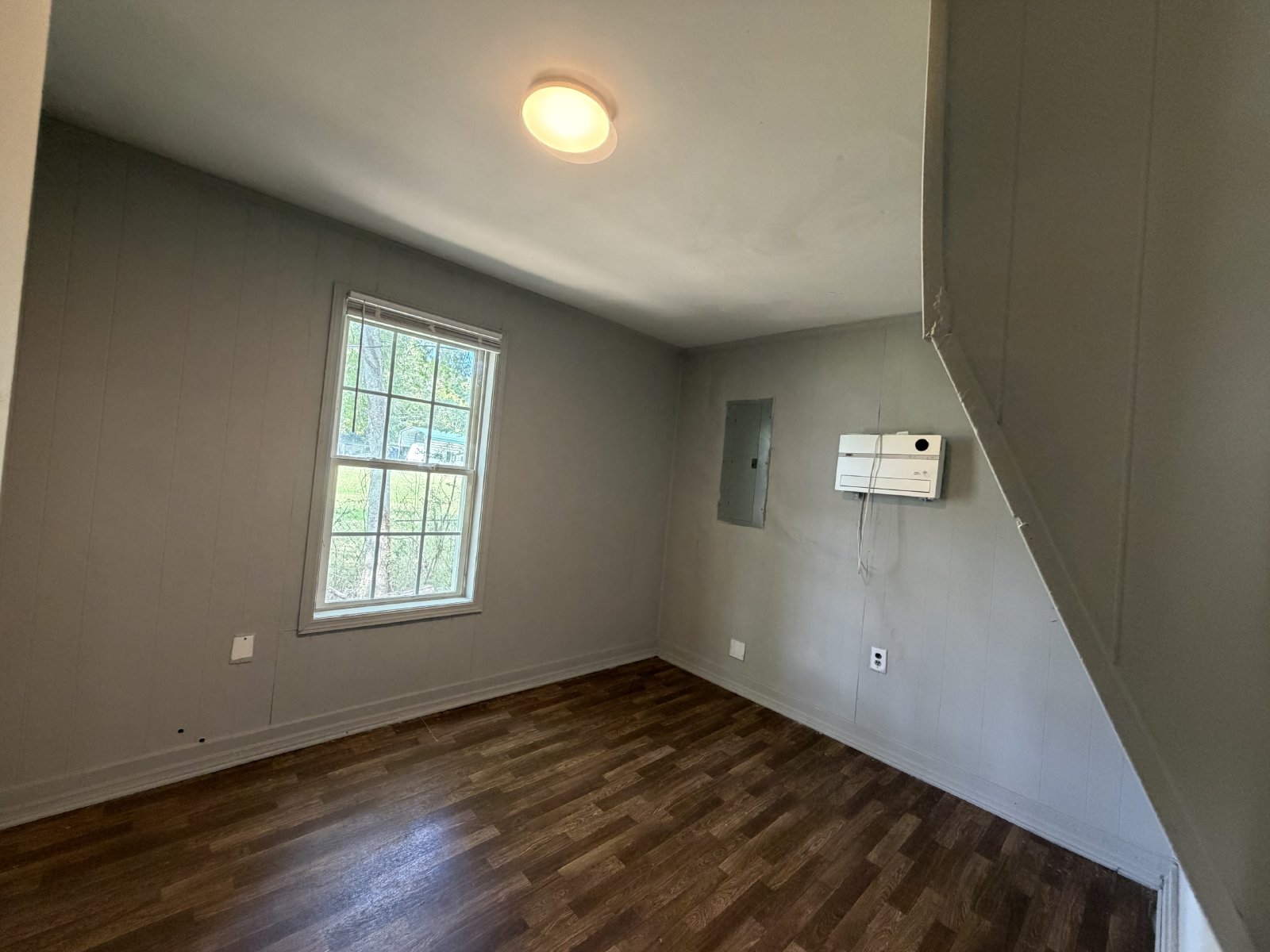 Affordable 2-Bedroom Home Near Downtown Shelbyville! property image