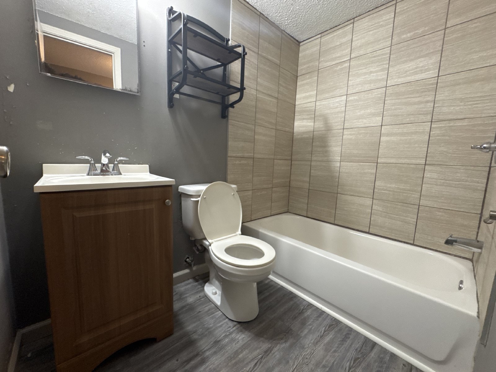 ½ OFF FIRST MONTH’S RENT – Affordable 1-Bedroom Apartment in Clarksville! property image