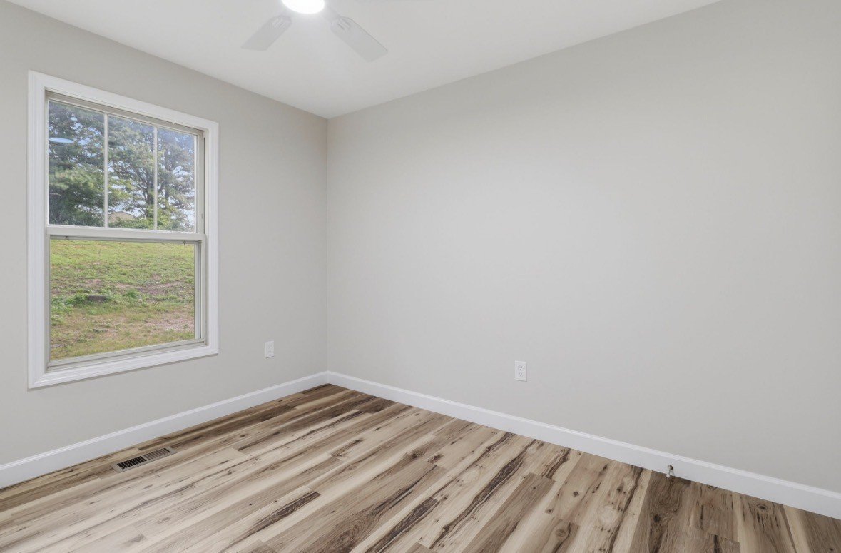 Beautiful BRAND NEW Custom Built Home on 1 Acre Lot! property image