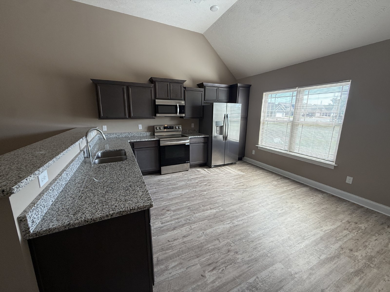Like-New 4-Bedroom Home with 2-Car Garage in Christiana! property image