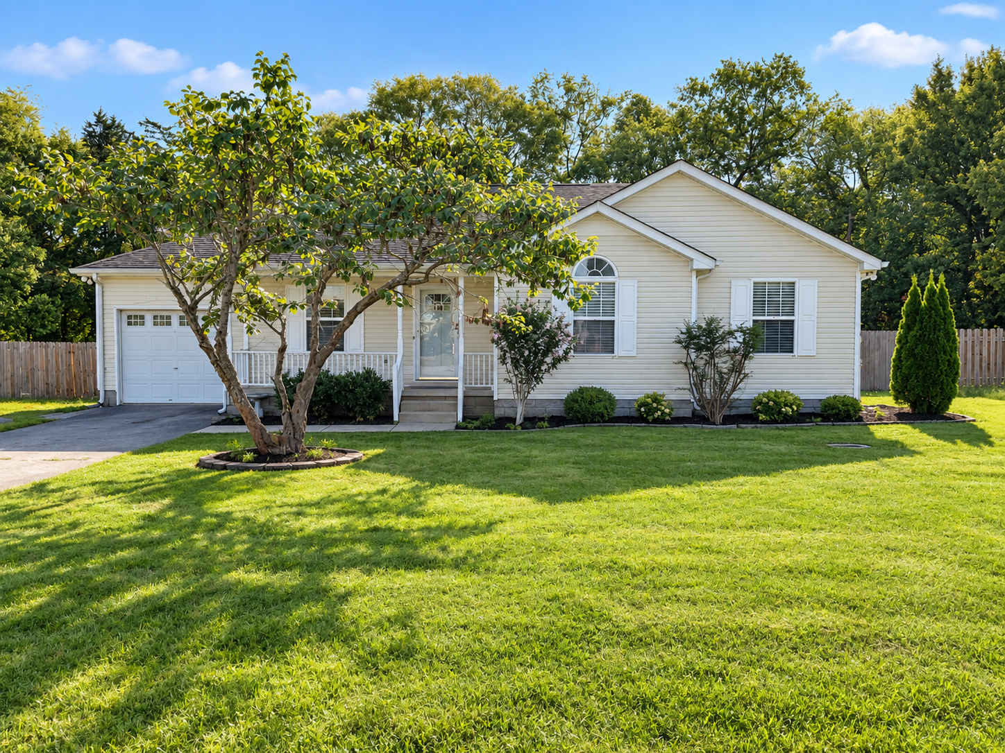 3-Bedroom Home with Huge Fenced Backyard & Heated/Cooled Garage! property image
