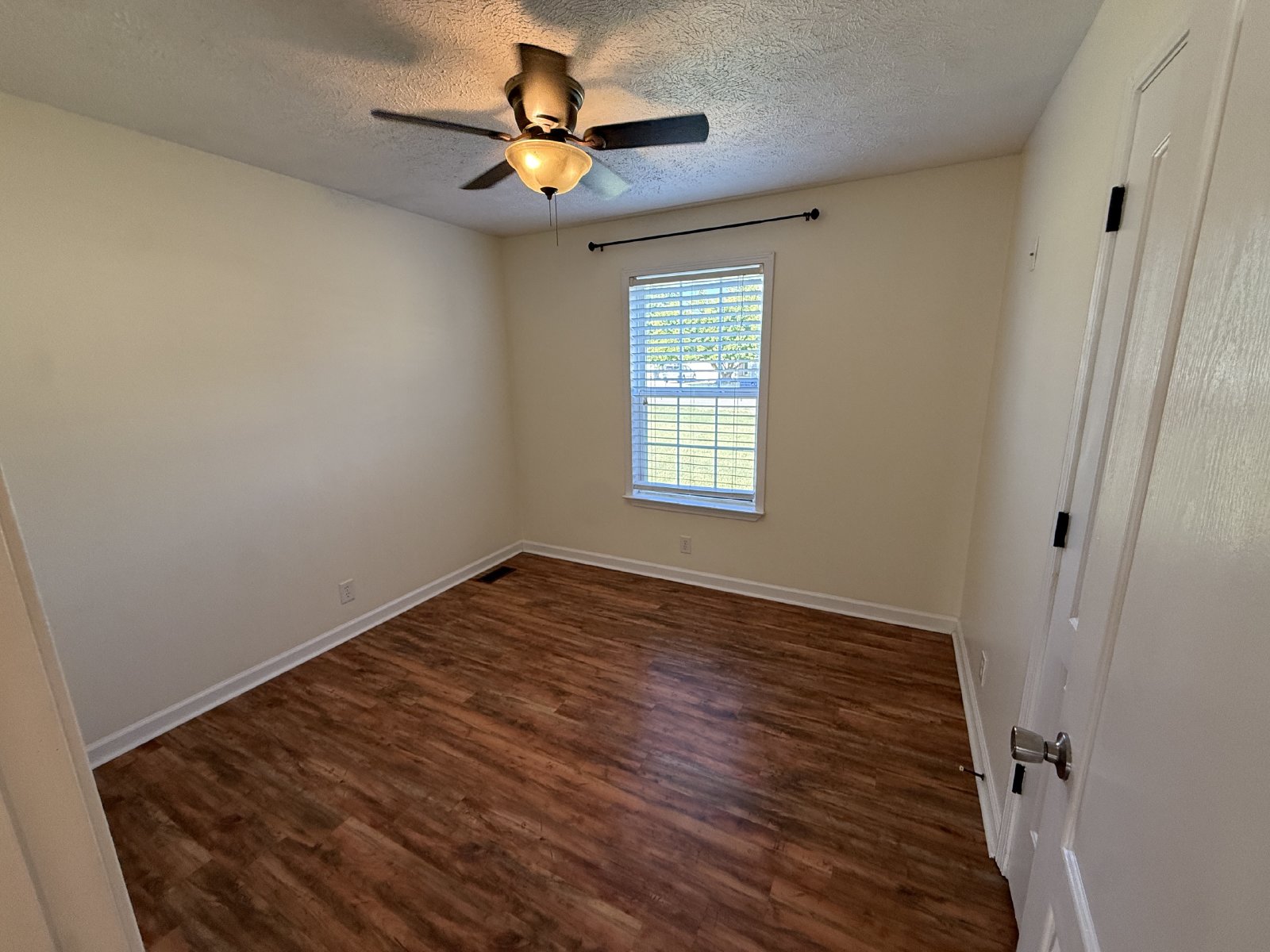 3-Bedroom Home with Huge Fenced Backyard & Heated/Cooled Garage! property image