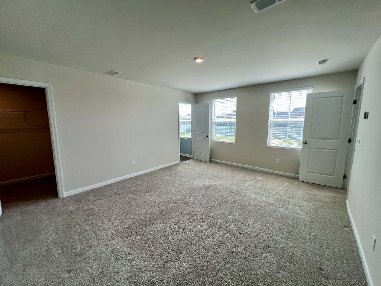 Like New 4 Bedroom + Office, Home in Christiana *Fenced Backyard* property image