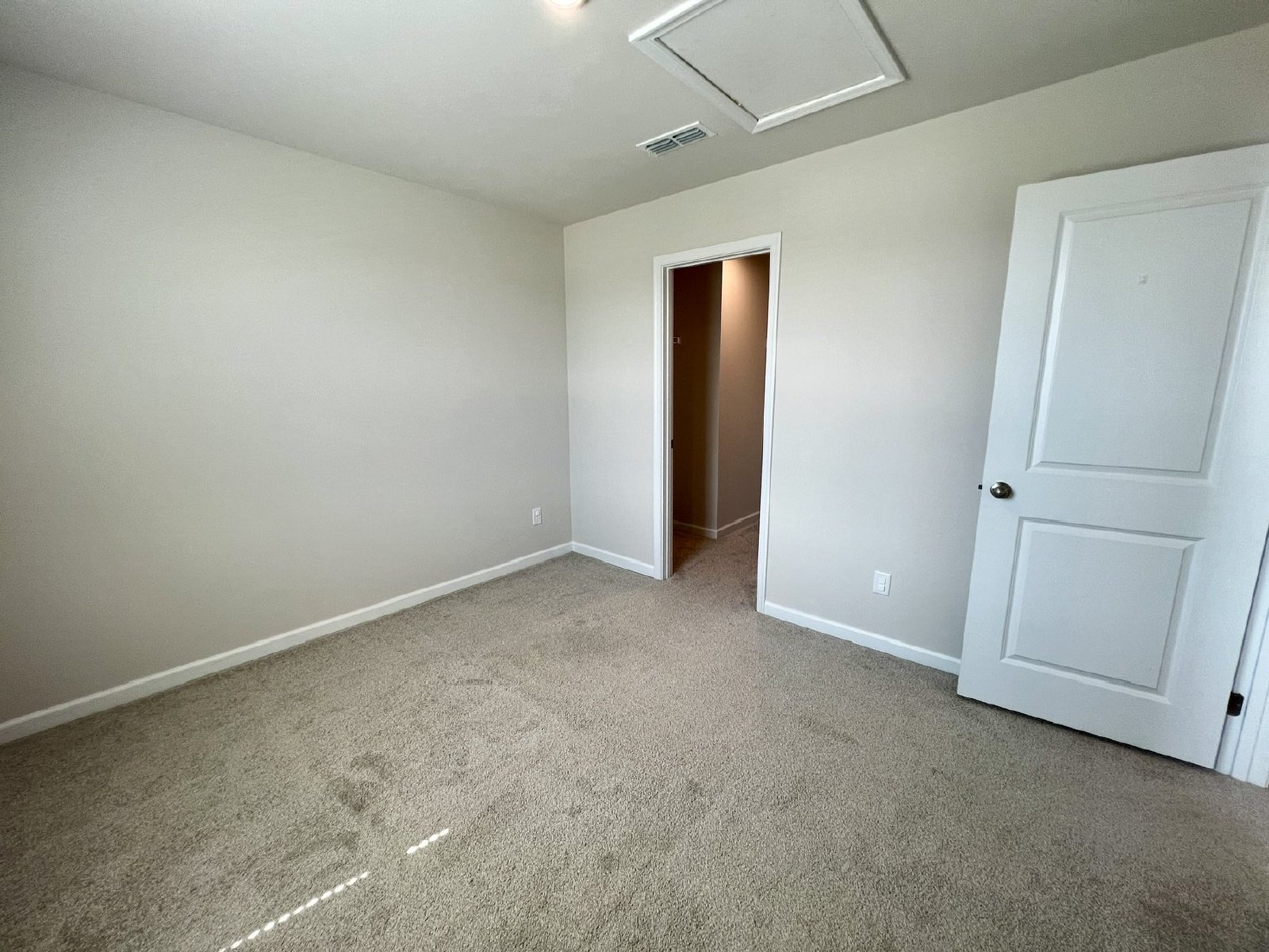 Like New 4 Bedroom + Office, Home in Christiana *Fenced Backyard* property image