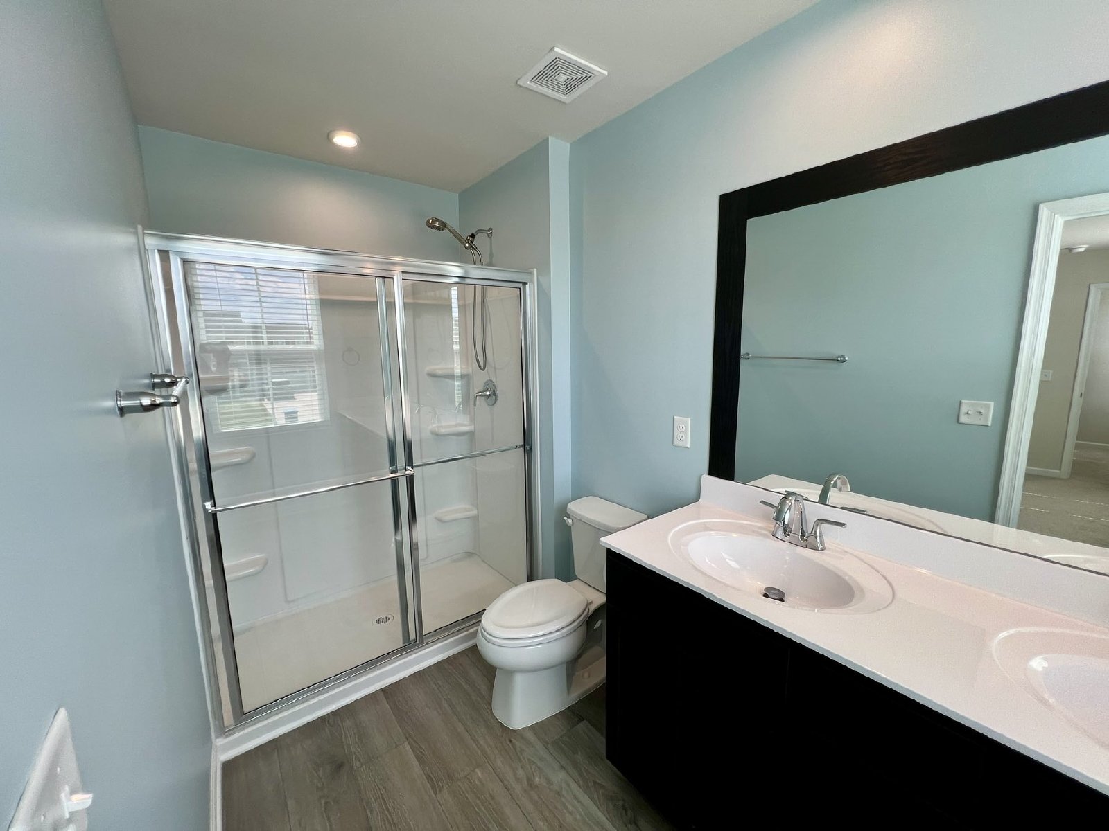 Like New 4 Bedroom + Office, Home in Christiana *Fenced Backyard* property image