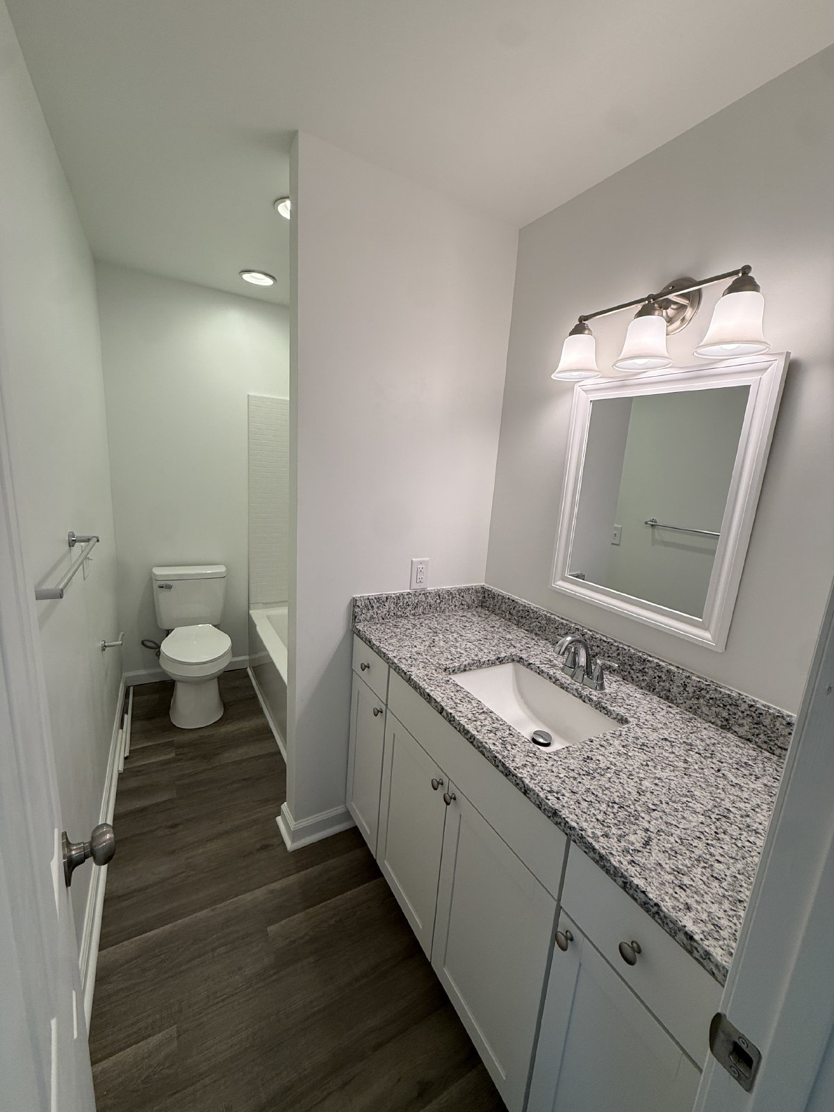 Newly Renovated 2-Bedroom Apartment Near Downtown Nashville property image