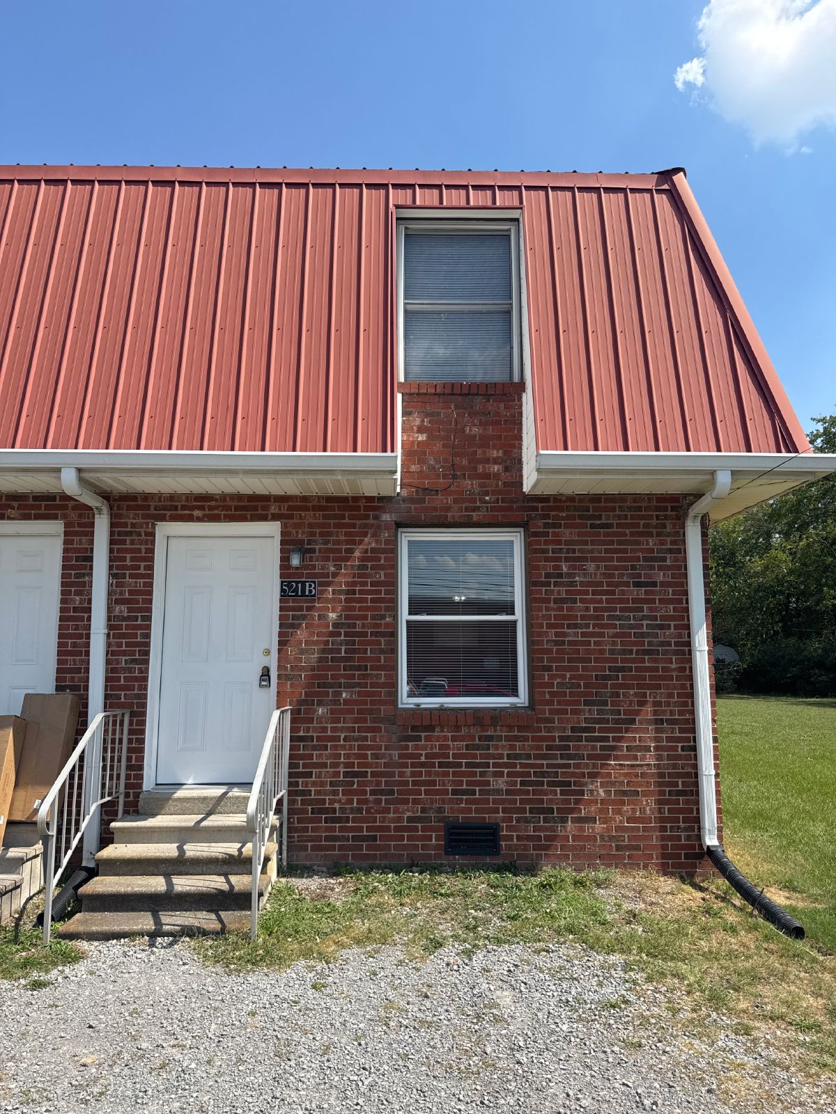 Spacious & Updated Duplex in a Convenient Lebanon Location! property image