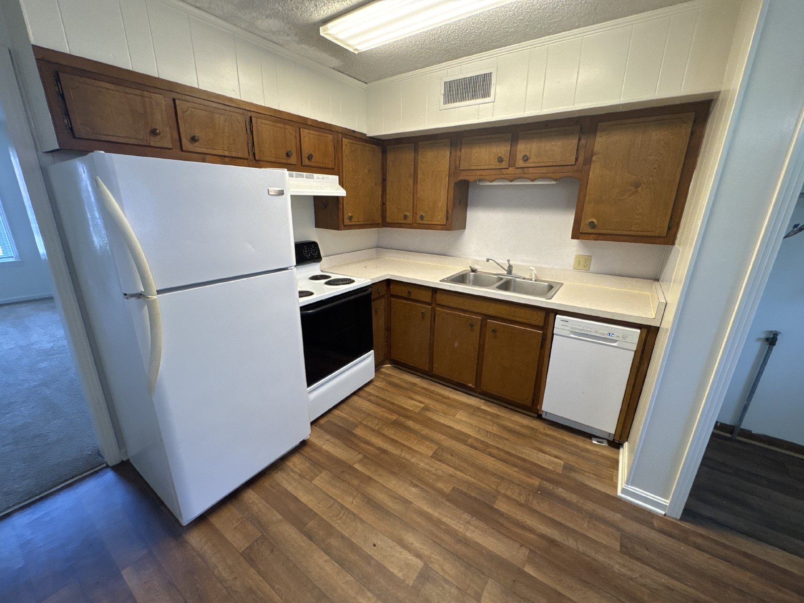 Spacious & Updated Duplex in a Convenient Lebanon Location! property image