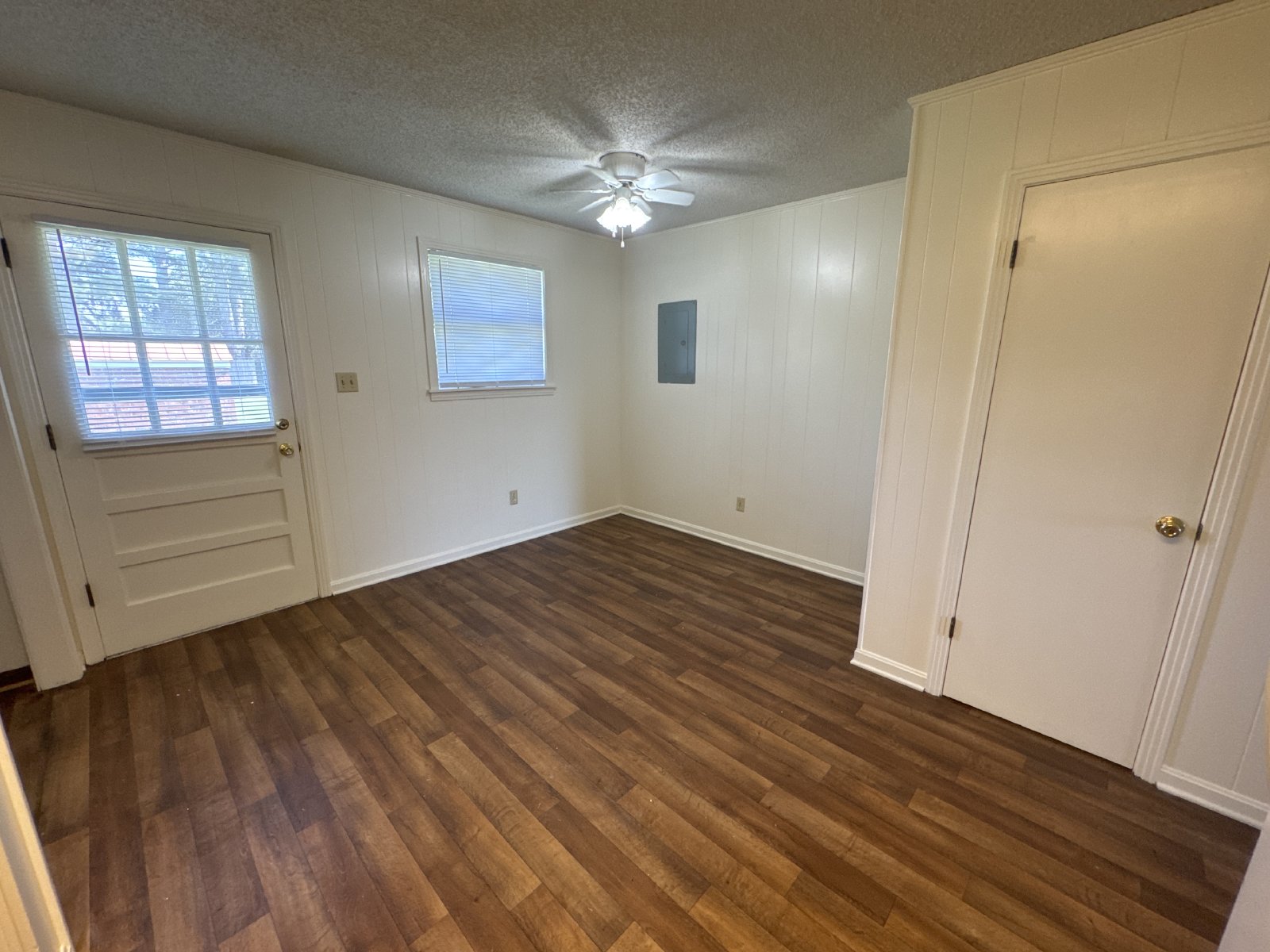 Spacious & Updated Duplex in a Convenient Lebanon Location! property image