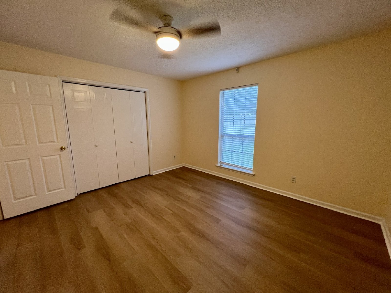 3 Bed/ 2 Bath Home, Corner Lot Near Riverdale, Storage Building property image
