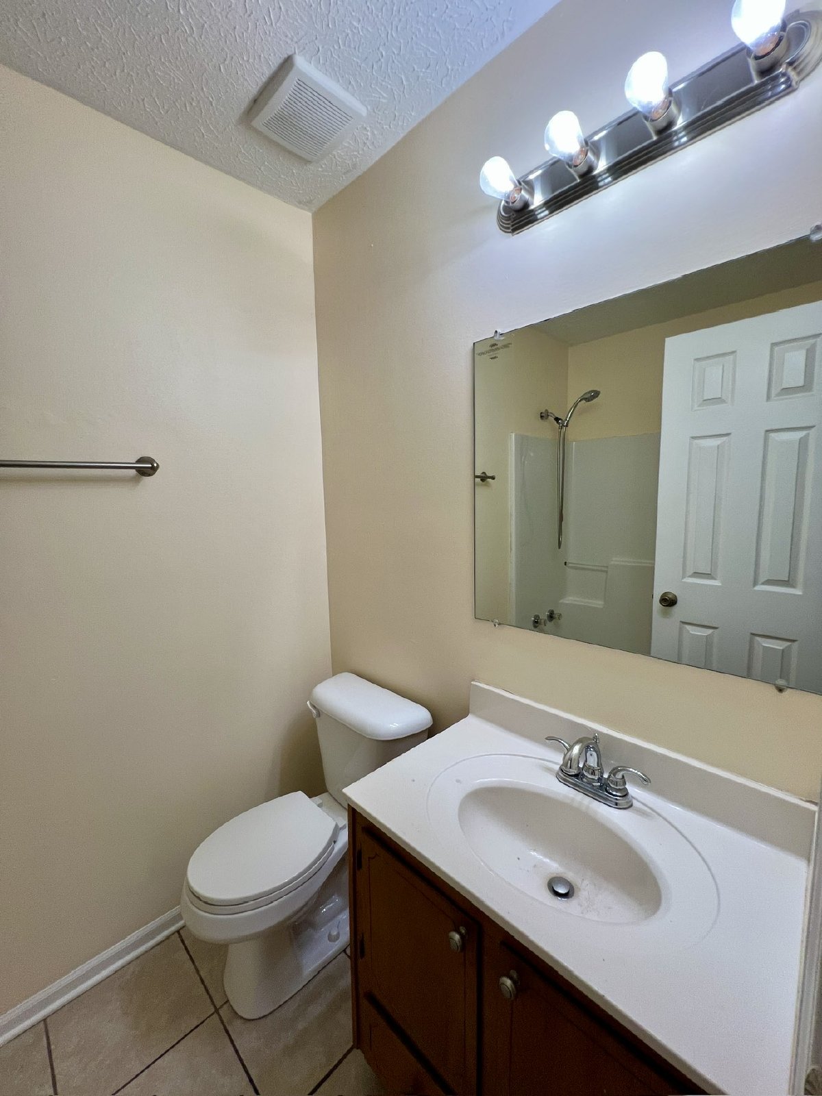 3 Bed/ 2 Bath Home, Corner Lot Near Riverdale, Storage Building property image