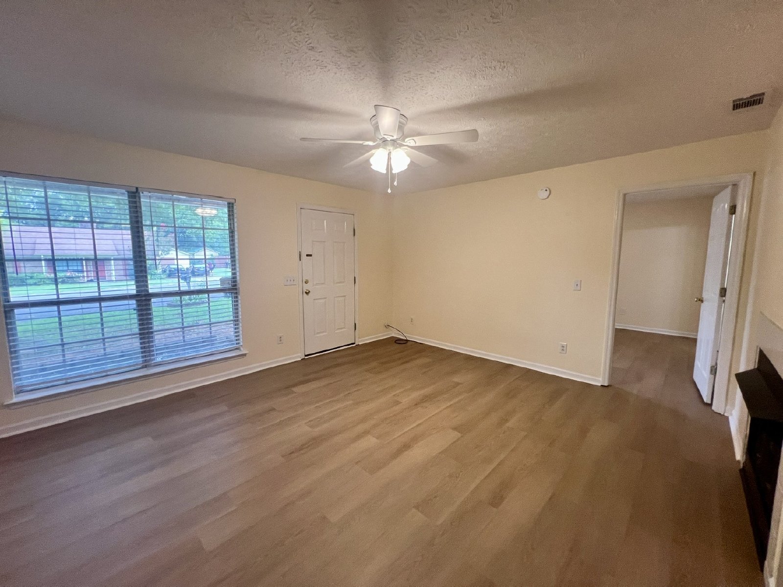 3 Bed/ 2 Bath Home, Corner Lot Near Riverdale, Storage Building property image