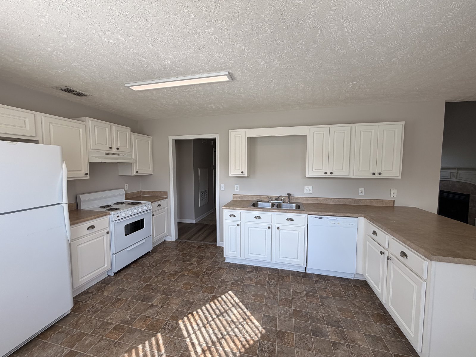 1/2 Off First Motnh's Rent! 3BR 2.5B Home + Office/Study & BONUS ROOM located in Murfreesboro property image
