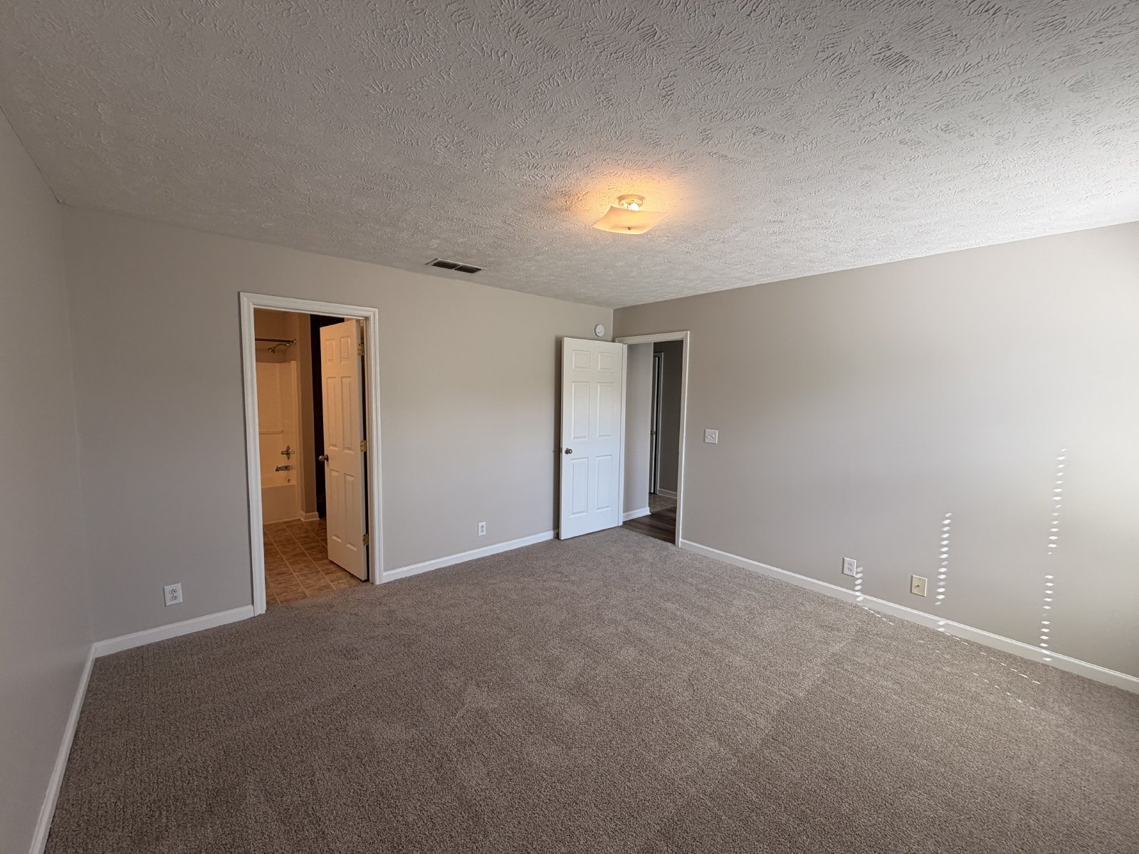 1/2 Off First Motnh's Rent! 3BR 2.5B Home + Office/Study & BONUS ROOM located in Murfreesboro property image