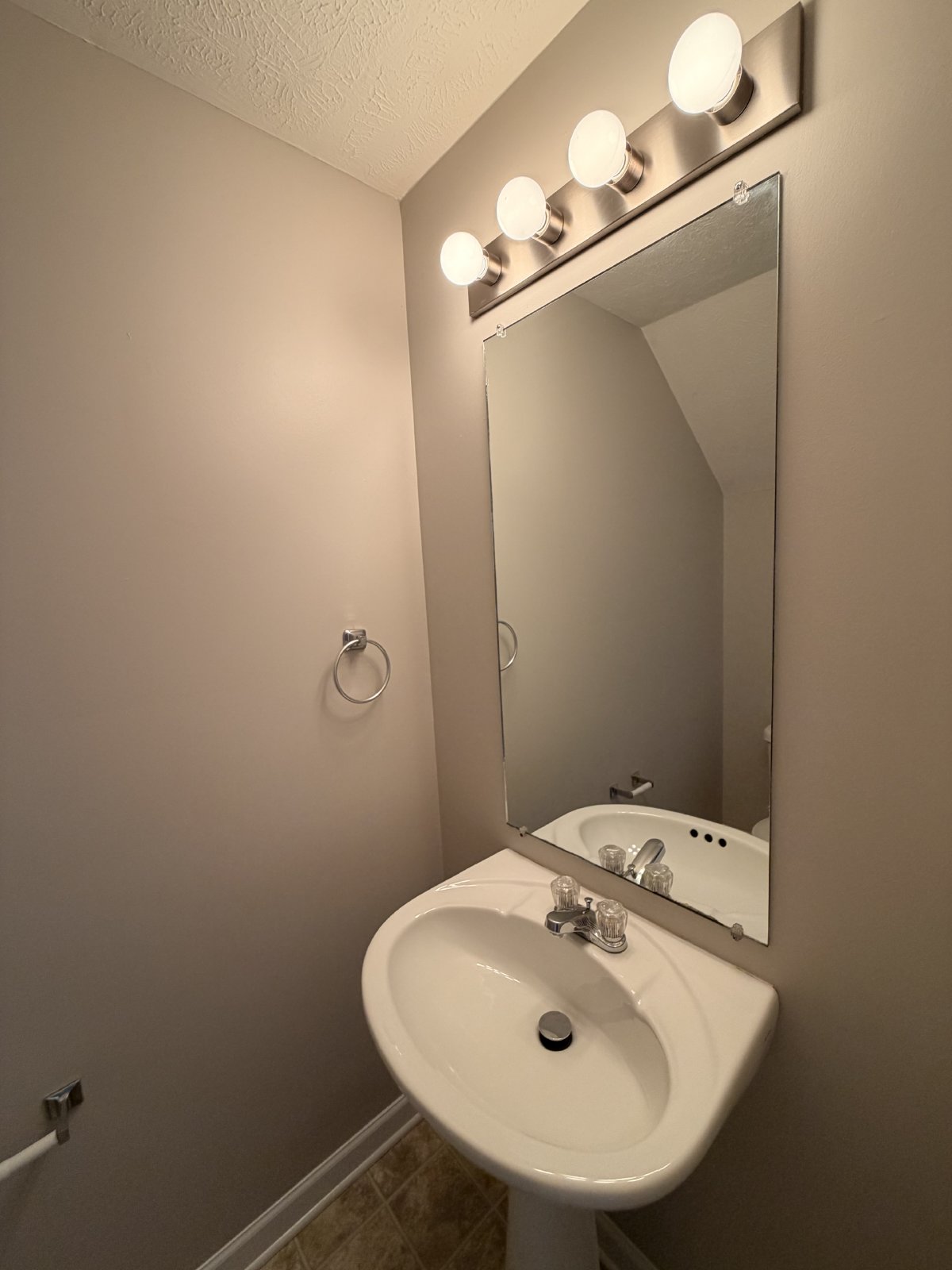 1/2 Off First Motnh's Rent! 3BR 2.5B Home + Office/Study & BONUS ROOM located in Murfreesboro property image