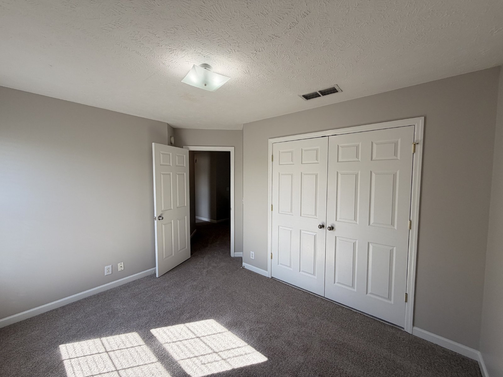 1/2 Off First Motnh's Rent! 3BR 2.5B Home + Office/Study & BONUS ROOM located in Murfreesboro property image