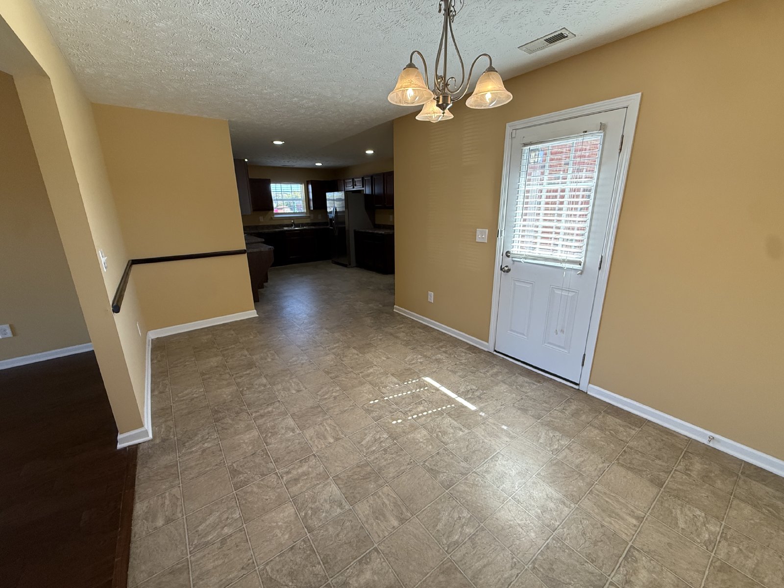 Spacious 3-Bedroom Home with Vaulted Ceilings & Two-Car Garage! property image