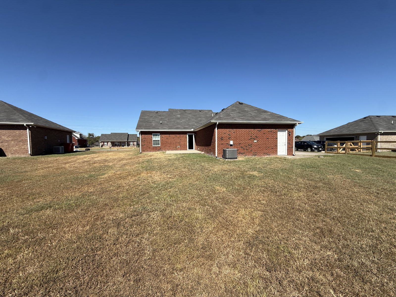 Spacious 3-Bedroom Home with Vaulted Ceilings & Two-Car Garage! property image