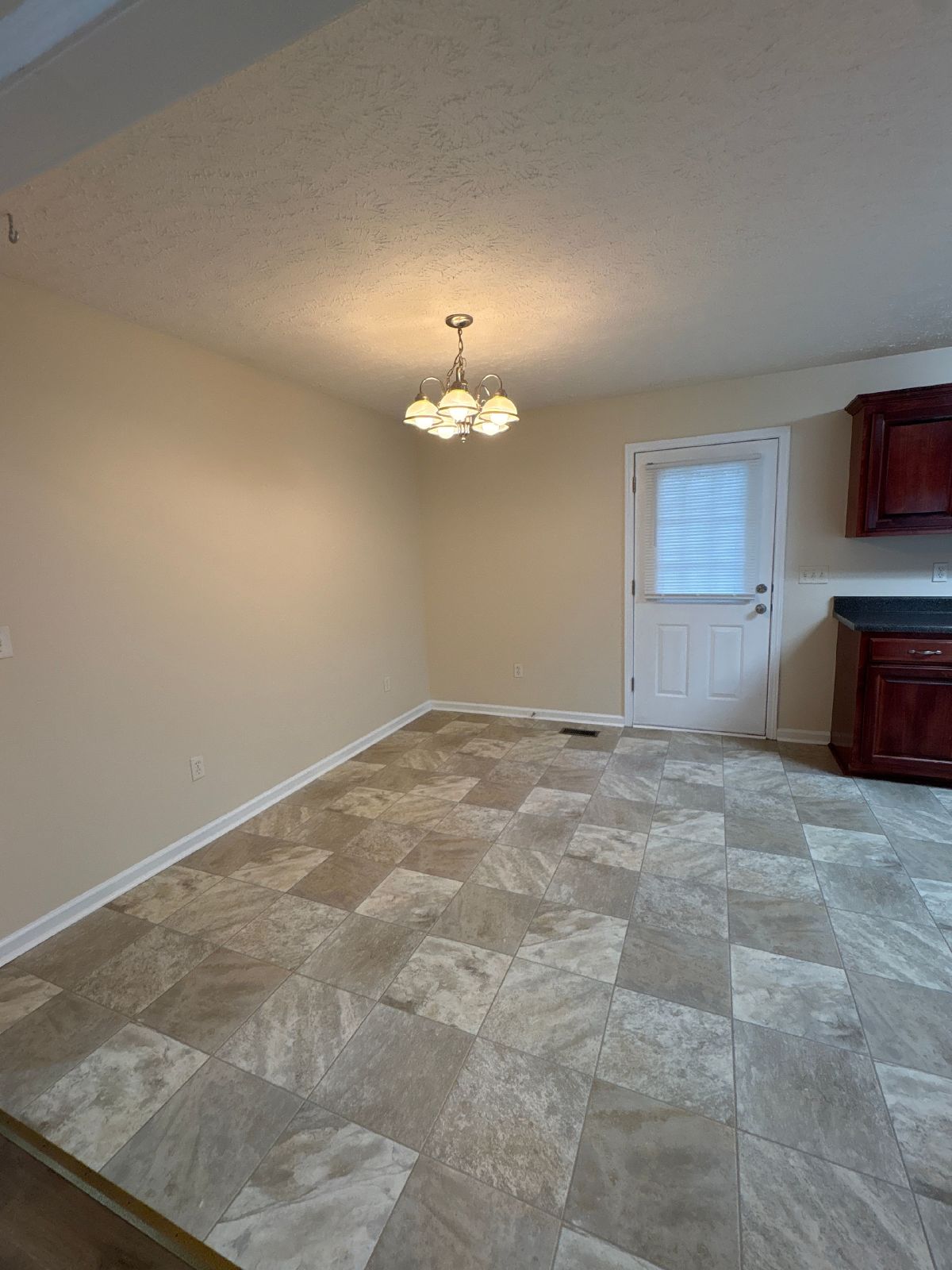 3 Bedroom Home in Convenient Manchester Location! property image
