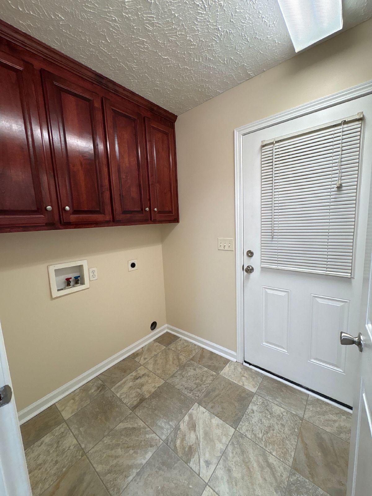 3 Bedroom Home in Convenient Manchester Location! property image