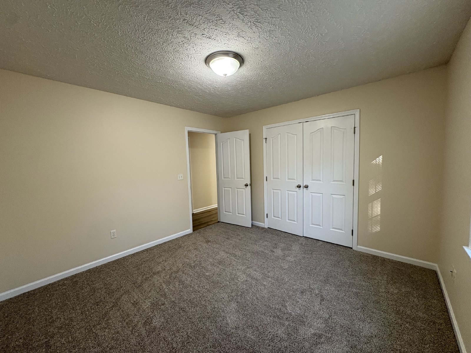 3 Bedroom Home in Convenient Manchester Location! property image