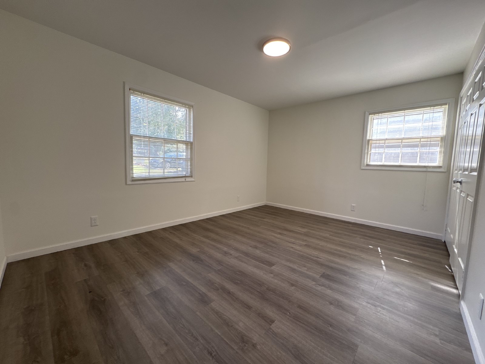 Recently Updated Apartment in Convenient South Nashville Location property image