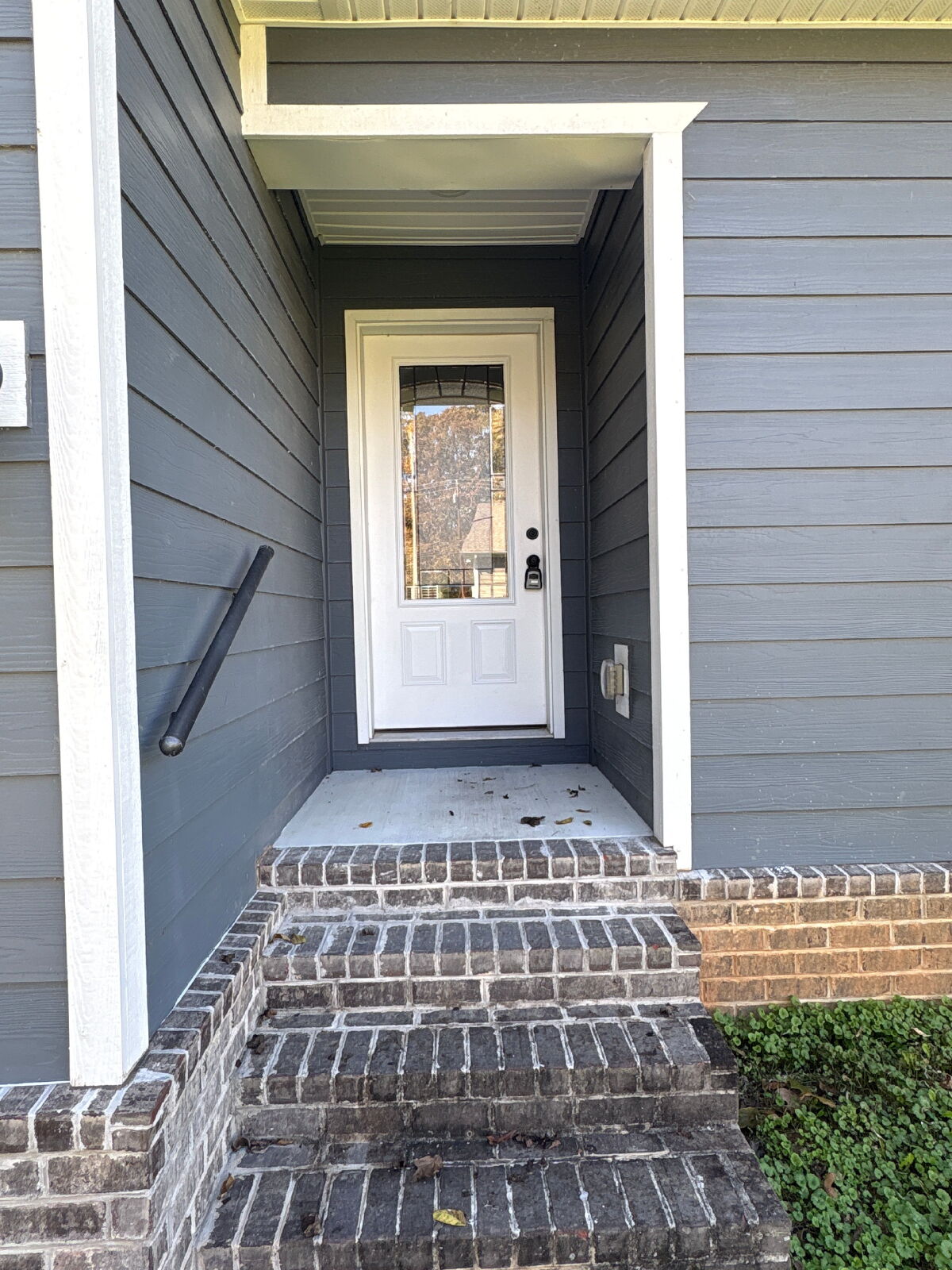 Adorable 3 Bedroom Home in Central Location... property image