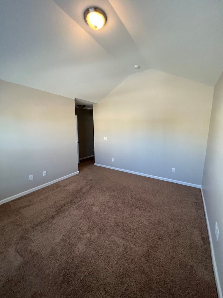 Upscale 3BR 2.5BA Townhome in Blackman! property image