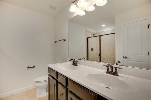 Beautiful 4 Bed 2.5 Bath Home In Spring Hill property image