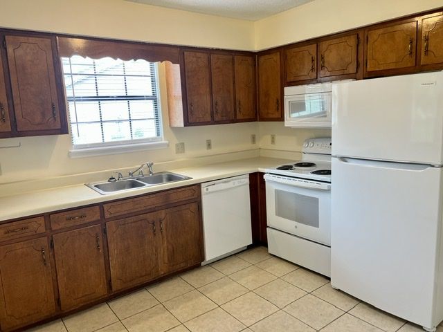 3x2 Cottage Style Duplex, South Murfreesboro property image