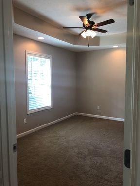 Adorable 3 Bedroom Home with Large Back Yard ! property image
