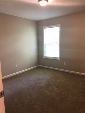 Adorable 3 Bedroom Home with Large Back Yard ! property image